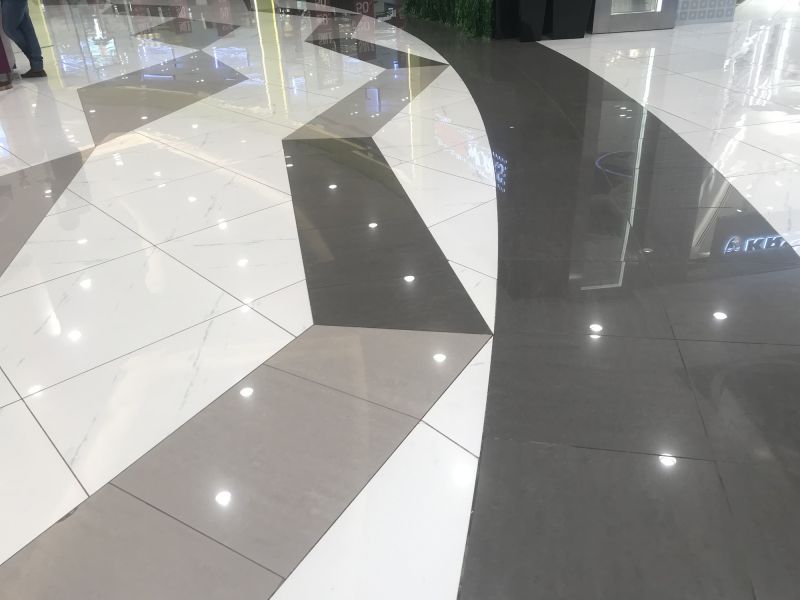 Cost of Tile in Port Washington, WI